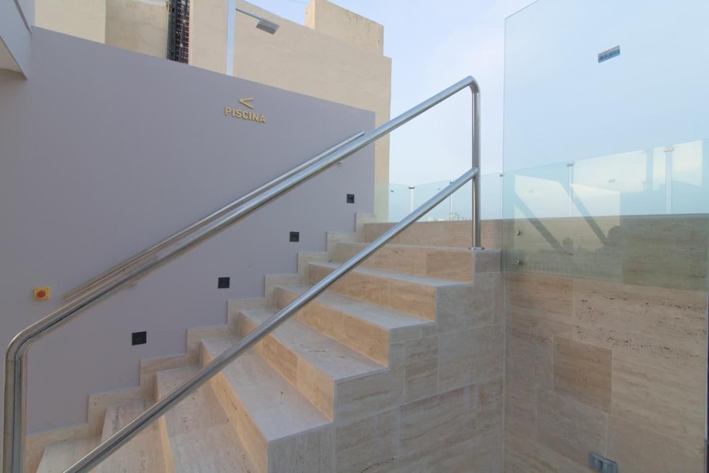 Skyline Loft - Rooftop Pool - Old Apartamento *
