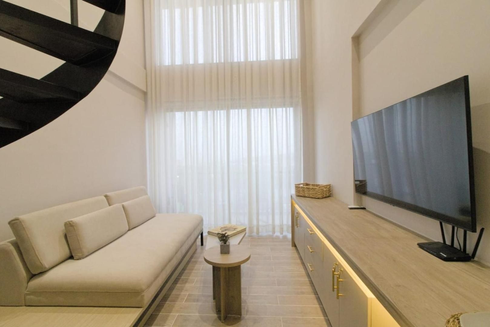 Skyline Loft - Rooftop Pool - Old *